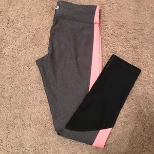 ❌SOLD❌Xersion Multicolored Legging